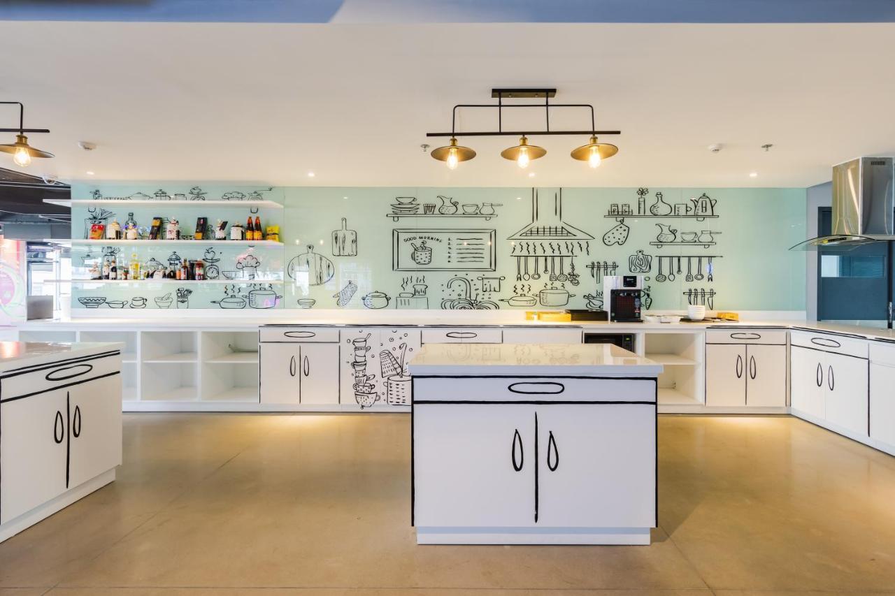 Tru By Hilton Bac Giang City Centre Bagian luar foto